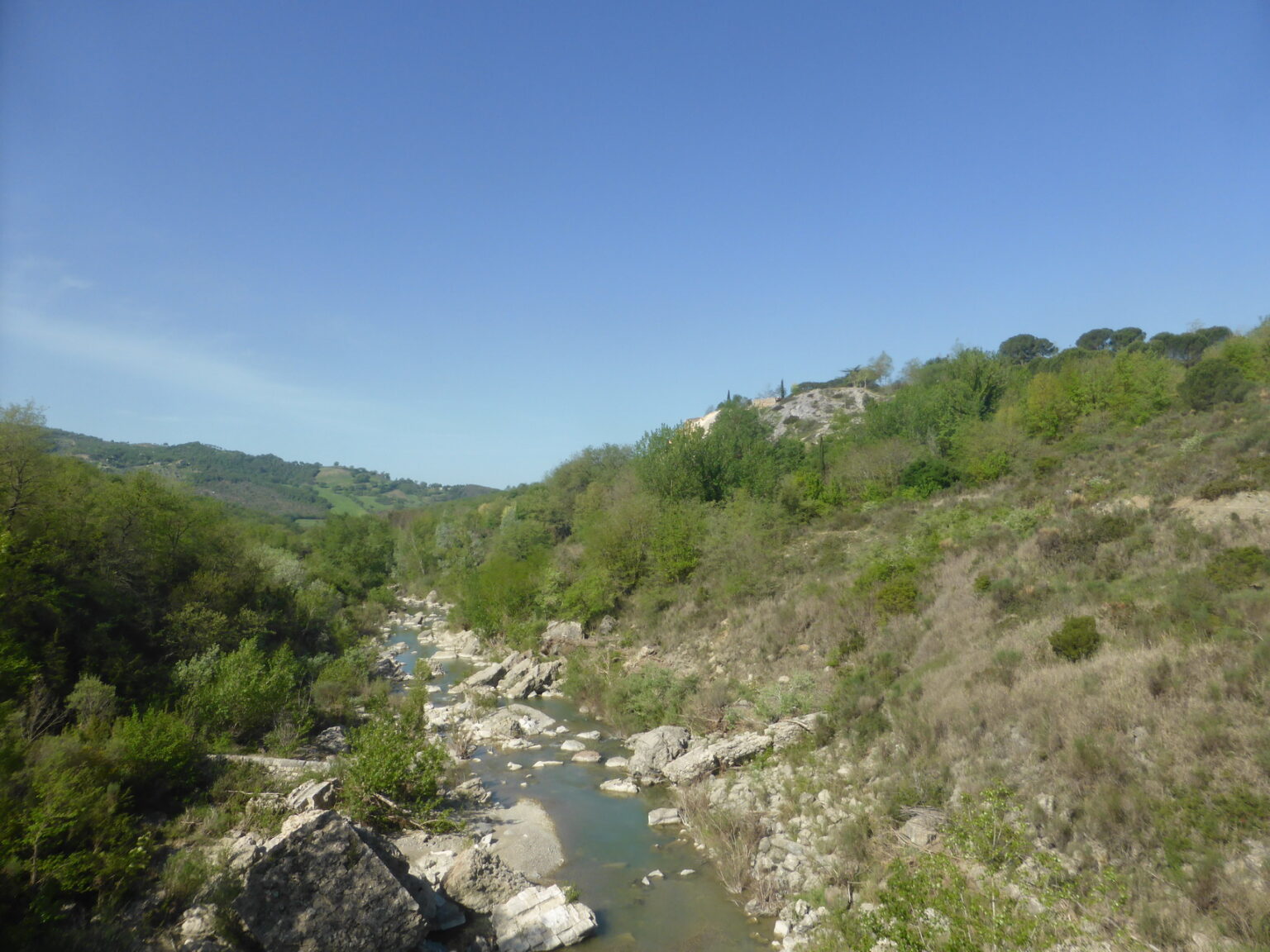 We passeren de rivier Orcia